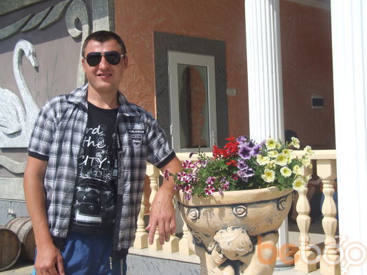  3334427  VANEA81, 44 ,    