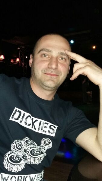  ,   Ruslan, 40 ,   ,   , c 