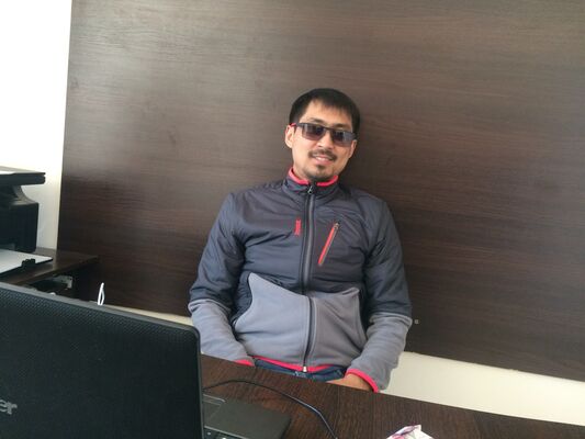  ,   Kamal, 40 ,   