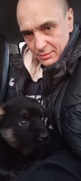  ,   Max, 42 ,     