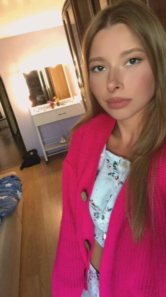  -,   Nory, 26 ,   