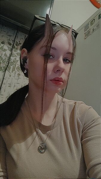  -,   Elena, 20 ,   ,   