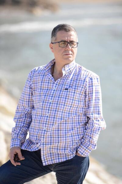  ,   Kaag Richard, 62 ,   ,   