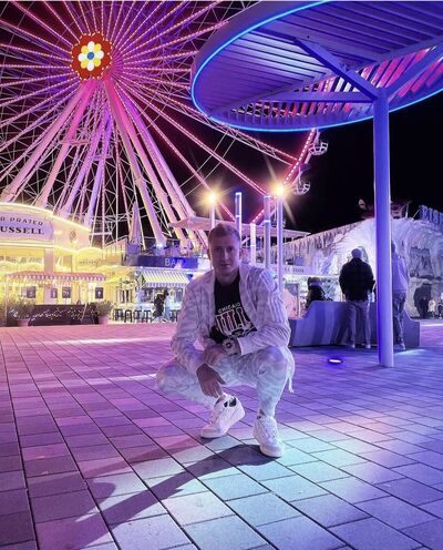  ,   Roman, 25 ,   ,   