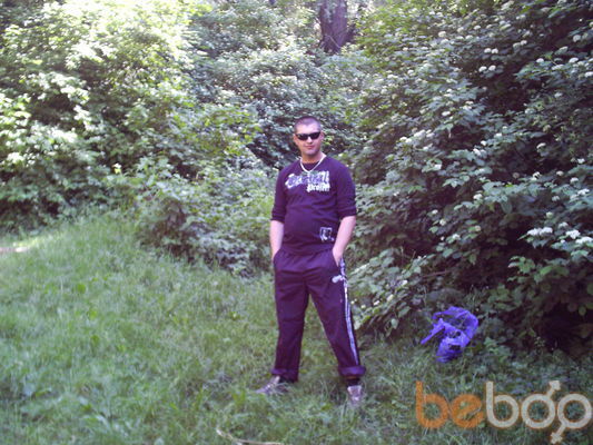  ,   Petru, 40 ,  