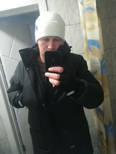  ,   Leonid, 26 ,   ,   