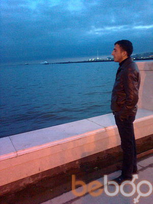  ,   Elvin, 40 ,   