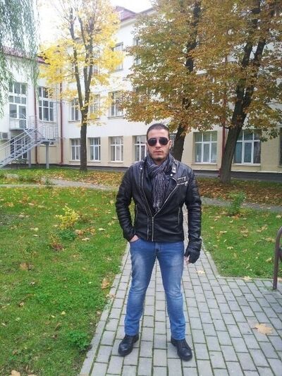  ,   Zeus, 35 ,  