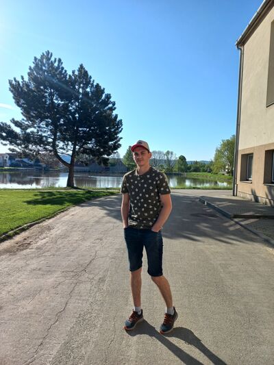  ,   Michael, 28 ,   ,   