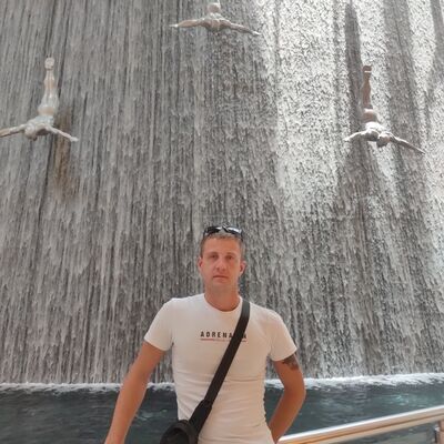  ,   Ilya, 32 ,   ,   