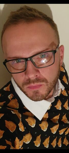  ,   Pavel, 44 ,   ,   