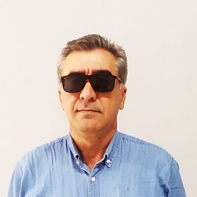  ,   Amir, 54 ,   ,   