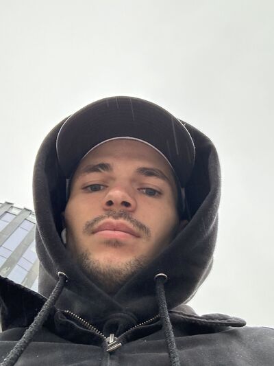  ,   Artem, 24 ,   ,   