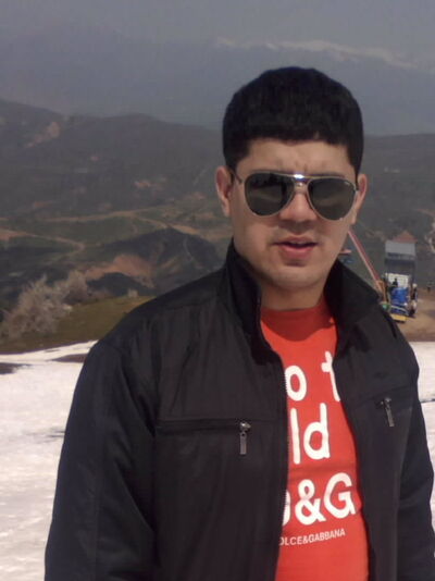  ,   Artur, 43 ,     , c 