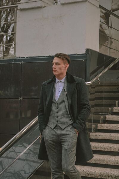  ,   Gevork, 25 ,   ,   
