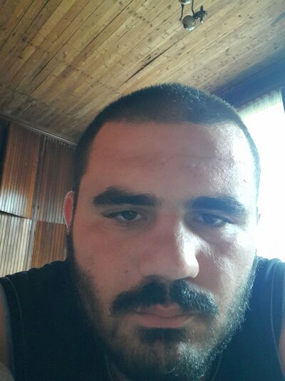  ,   Erekkle, 27 ,   ,   