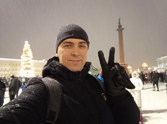  ,   Leo, 39 ,   ,   