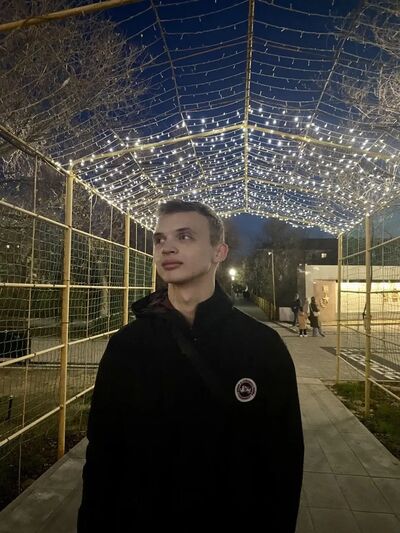  ,   Vadim, 18 ,   ,   