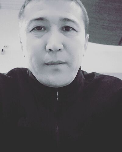  ,   Artur, 32 ,   ,   