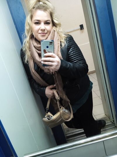  ,   Anastasia, 36 ,   ,   