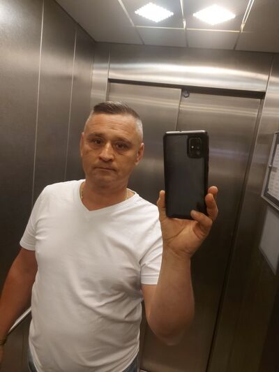  Tarn?w,   Jacek, 49 ,   ,   