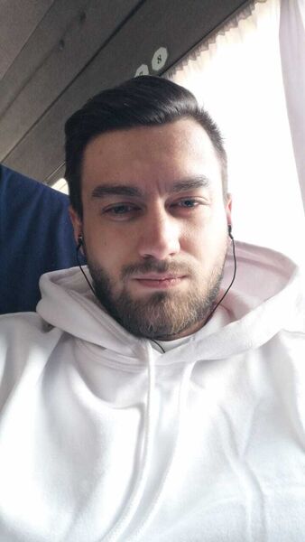  ,   Alex, 32 ,   ,   