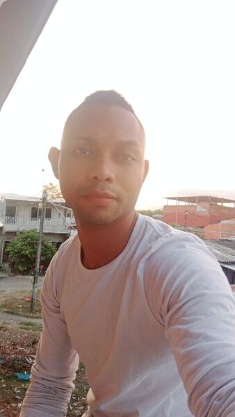  ,   Lian, 33 ,   ,   