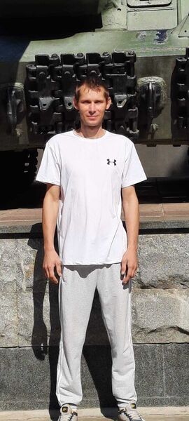  ,   Yuriy, 37 ,   ,   , c , 