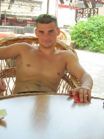  16179377  Taras, 37 ,    -
