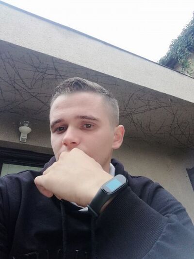  ,   Sasha, 28 ,   ,   , c , 