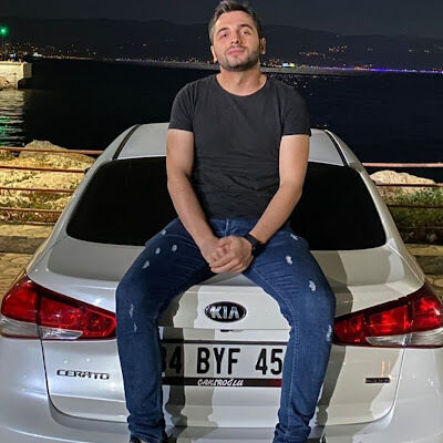  ,   Mustafa, 33 ,  