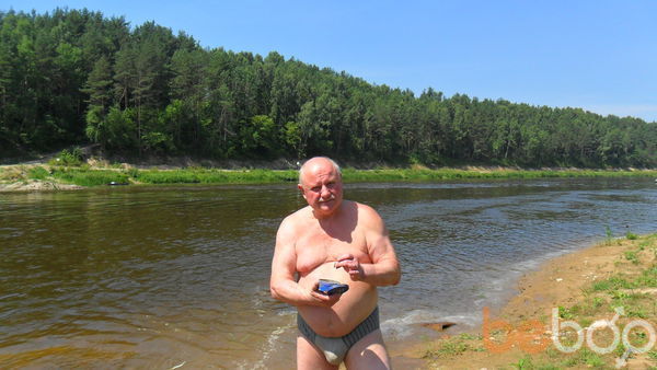 2215897  Oleg, 74 ,    