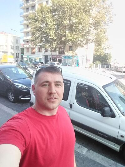  ,   Victor, 31 ,   ,   
