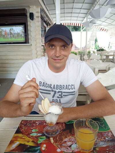  ,   Vlad, 40 ,   ,   , c 