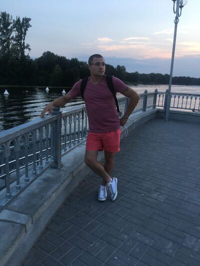  ,   Andrew, 31 ,   ,   , c , 