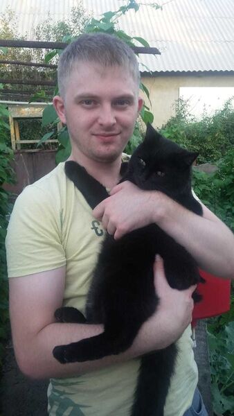  -,   Zheka, 32 ,   