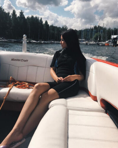  ,   Larisa, 37 ,   ,   , c 