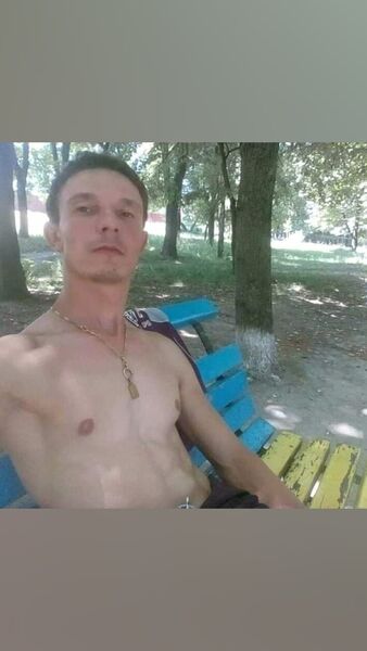  -,   Sergiu, 32 ,   ,   