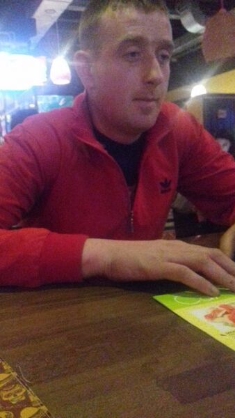  ,   Peti, 33 ,   
