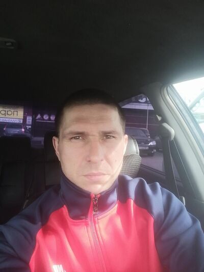  ,   Vladimir, 37 ,   ,   