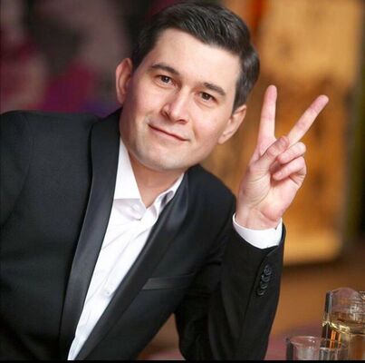  ,   Anton, 38 ,   