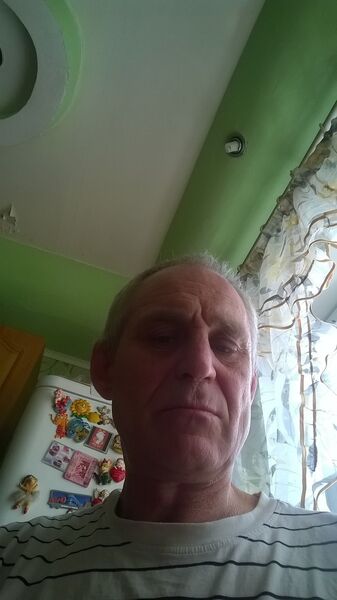  ,   Viktor, 60 ,   