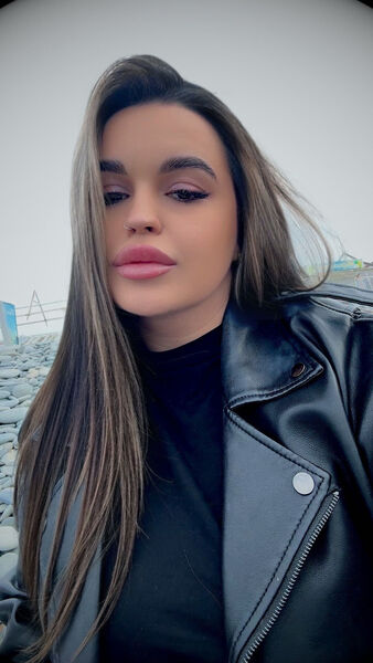  ,   Lydmila, 27 ,     , c , 