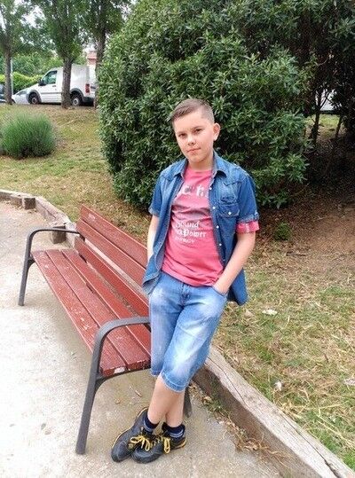  ,   , 24 ,   