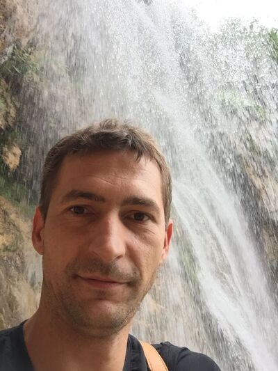  ,   Dragan, 42 ,   ,   