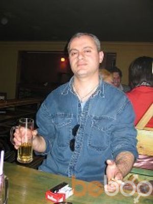  ,   Tom utiano, 49 ,   