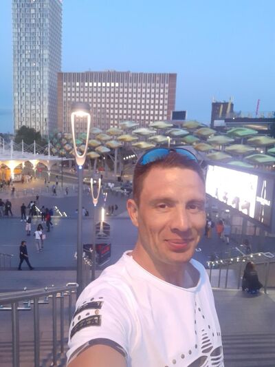  ,   Anatolii, 42 ,   ,   , c 