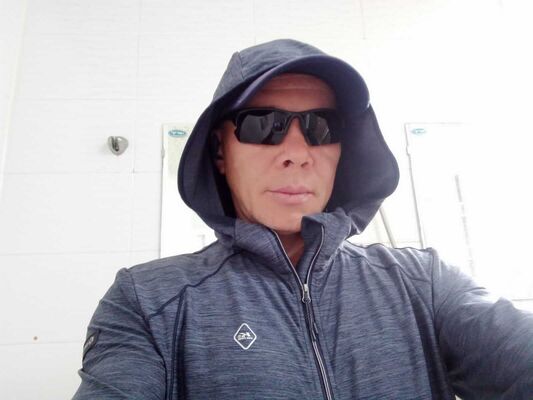  ,   Denis, 43 ,   ,   , c 