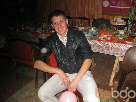  ,   Alex, 37 ,   