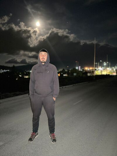  ,   M, 32 ,   ,   